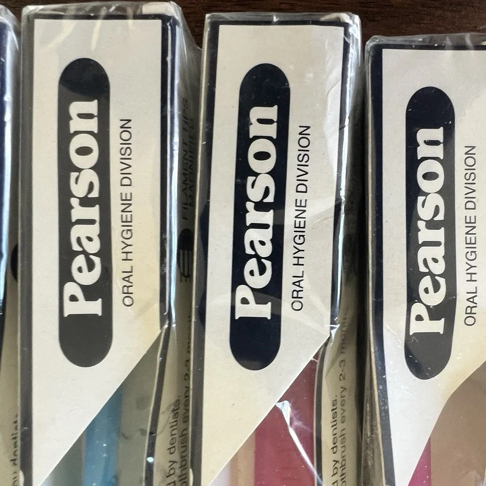 Pearson Junior Glitter Toothbrushes Lot of 7 NOS‎ Vintage New in Box